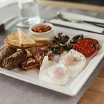 Lejlighedshotel Mava 4*