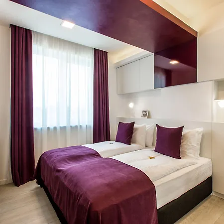 Apart-hotel Mava Constança