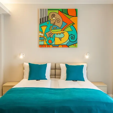 Apart-hotel Mava 4*
