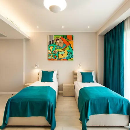 Apart-hotel Mava Constança